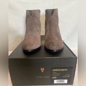 Frye womens bootie size 6.5 charcoal color